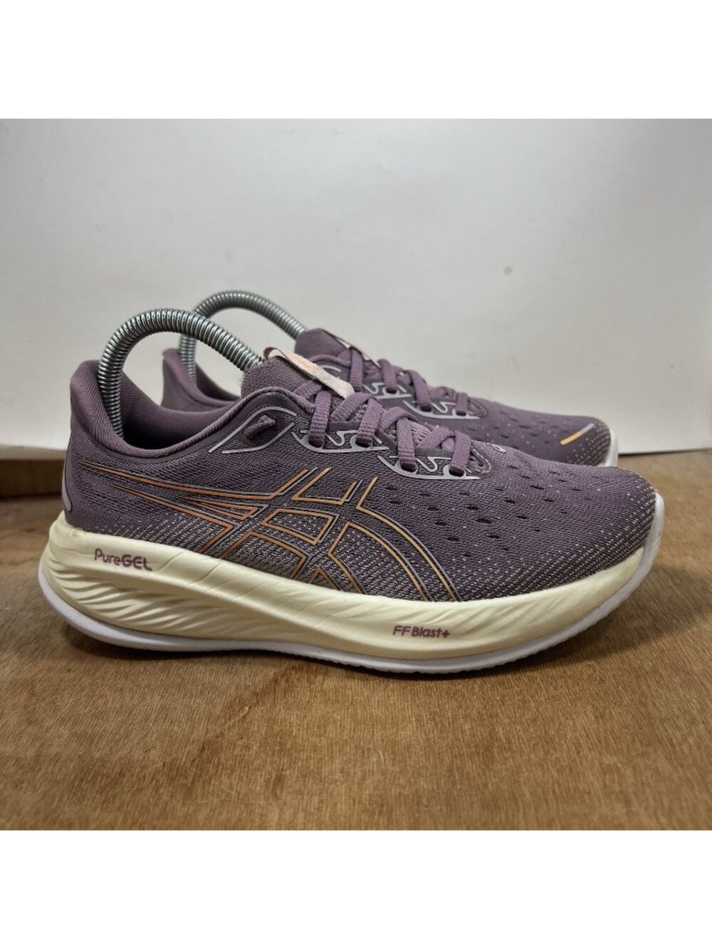 Asics Gel Cumulus 26 Women Size 7 Purple 1012B599 Running Shoes Sneakers